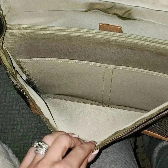 Louis Vuitton Damier Messenger Bag Unisex - Picture 3 of 8